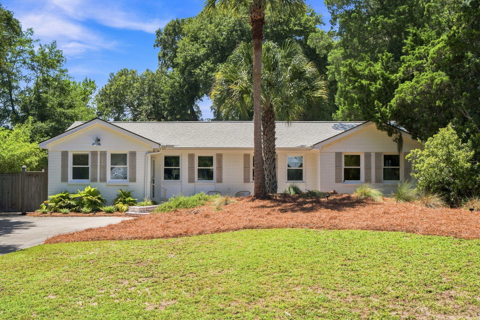 Property Photo:  37 32nd Avenue  SC 29451 