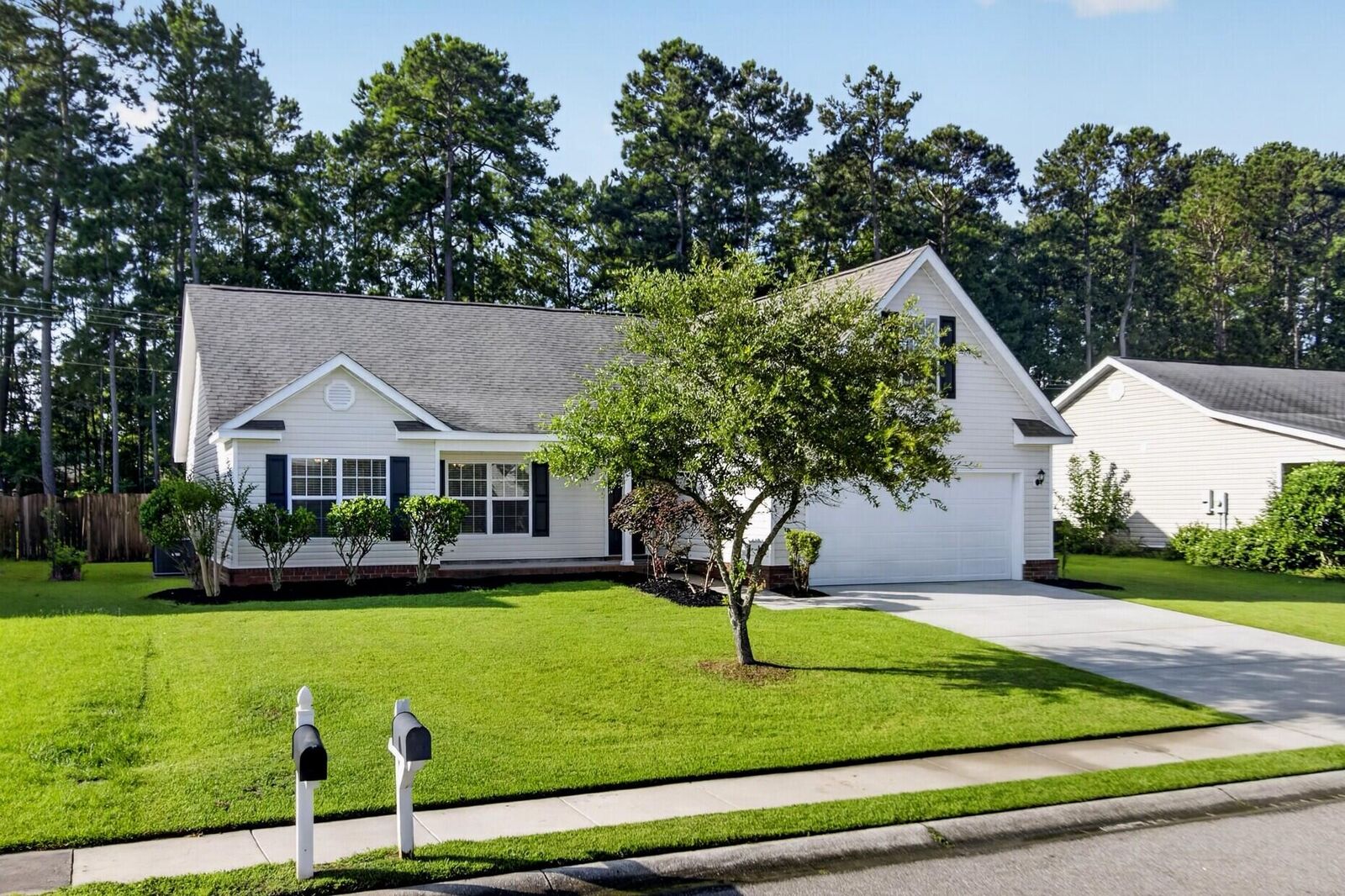 Property Photo:  156 Cotillion Crescent  SC 29483 