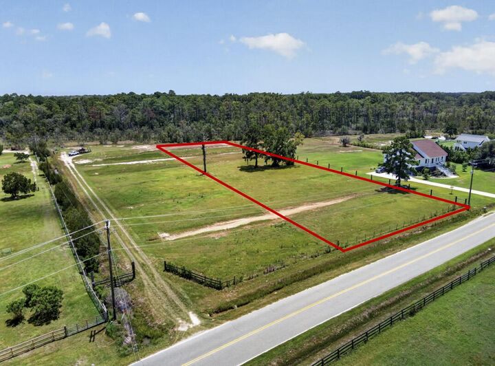 Property Photo: 4818 Wilson Road SC 29449