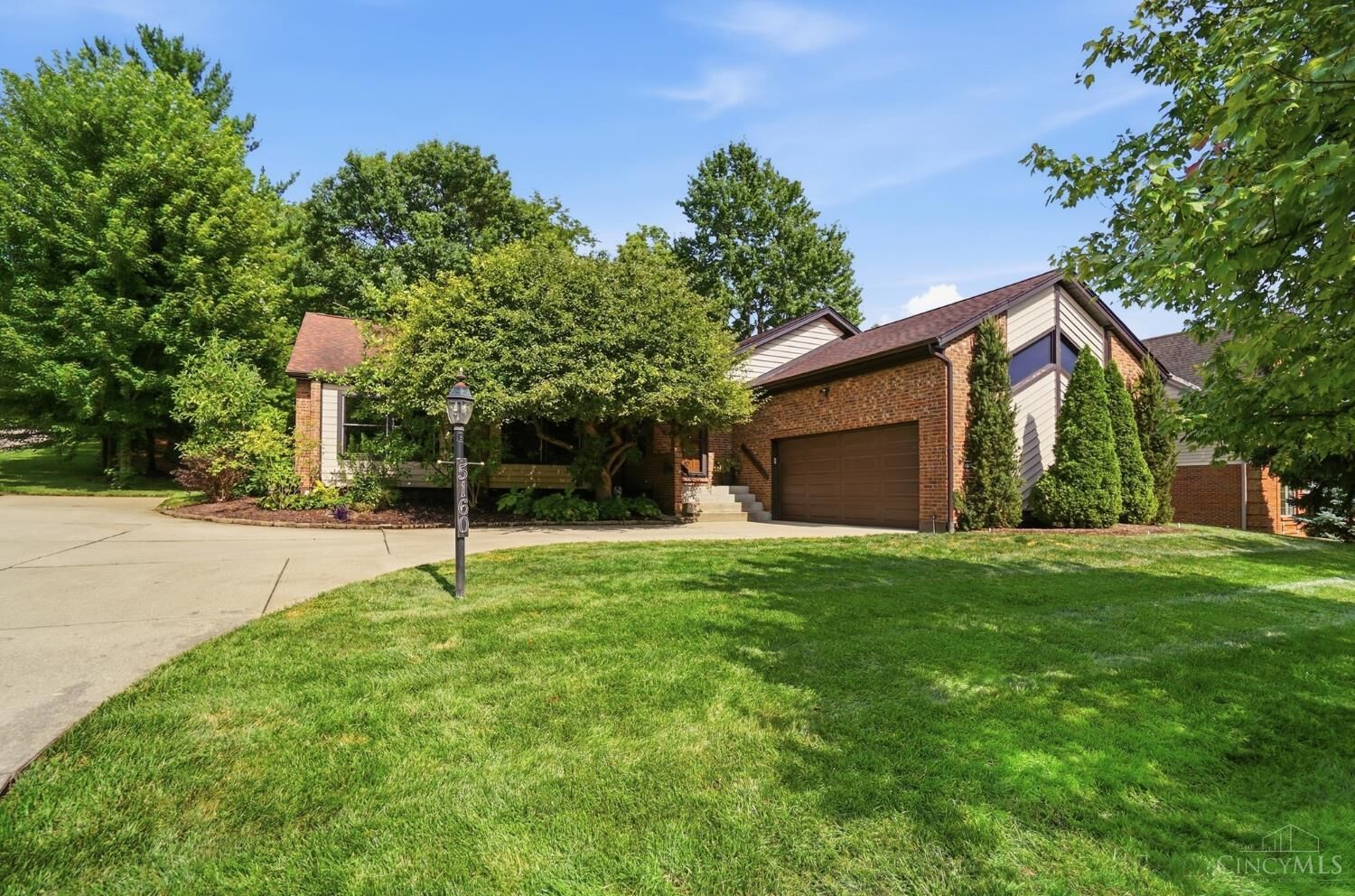 Property Photo: 5160 Pebblevalley Drive OH 45252
