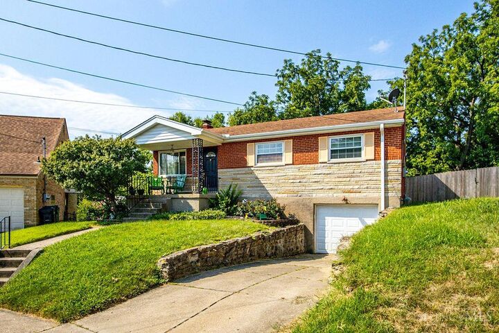 Property Photo: 1737 Admiral Court OH 45238