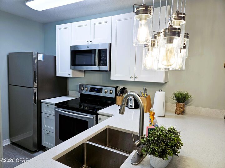 Property Photo: 8730 Thomas Drive 208 FL 32408