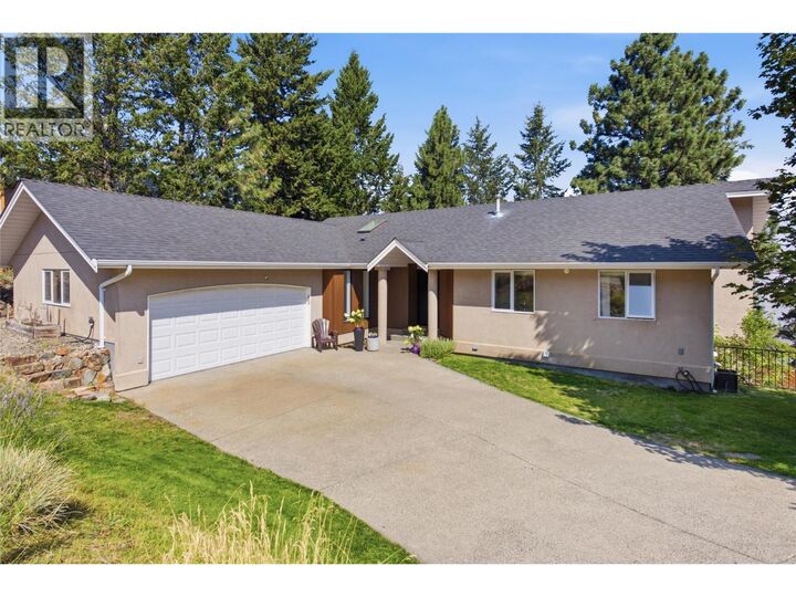 1937 Skeena Drive — photo 1