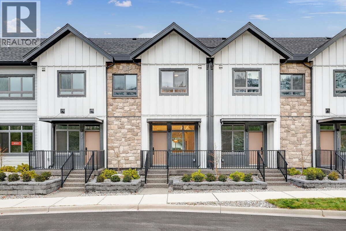 Property Photo:  1550 Union Road 15  BC V1V 0G9 