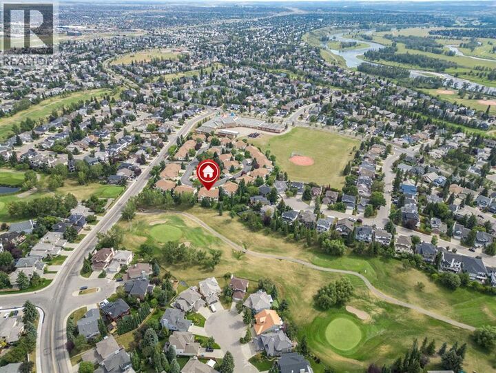 Property Photo: 22 Douglas Woods Park Southeast AB T2Z 2K6