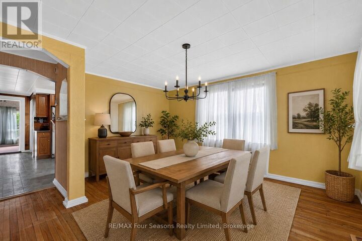 Property Photo: 442 Hume Street ON L9Y 1W6