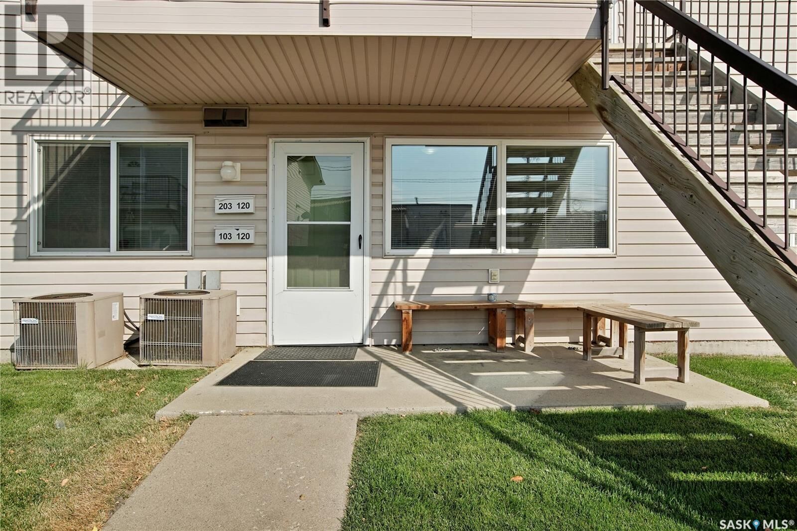 Property Photo: 103 120 C Avenue N SK S7L 7M3