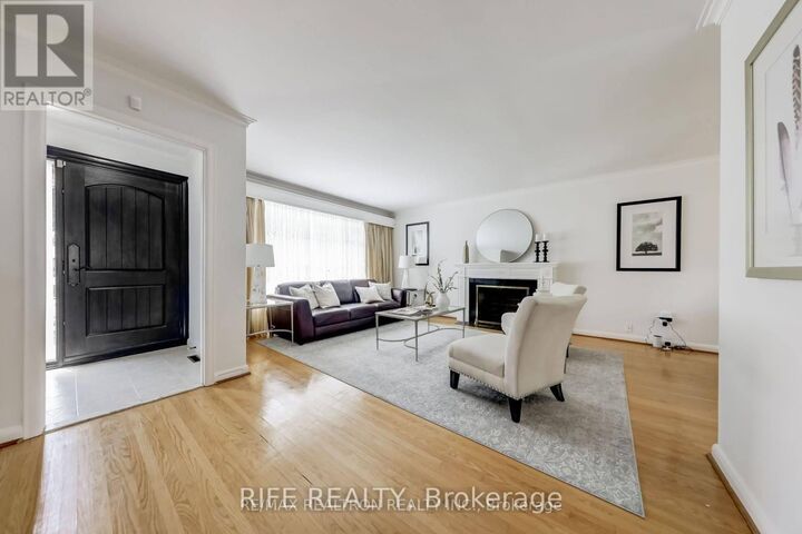 Property Photo: 387 Willowdale Avenue ON M2N 5A8