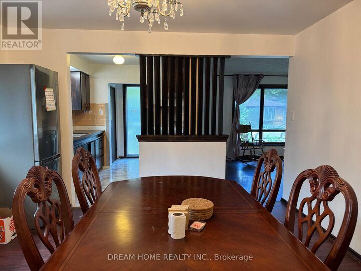 Property Photo: 48 Meadowlark Drive ON L9A 2K7