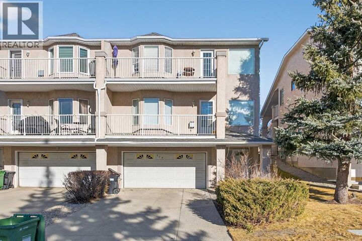 Property Photo: 320 Sierra Morena Green Southwest AB T3H 3H8