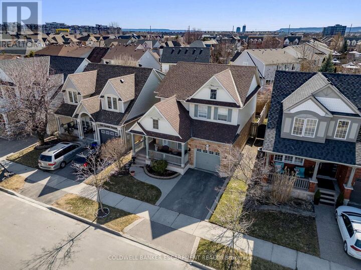 Property Photo:  593 Caverhill Crescent  ON L9T 5K1 