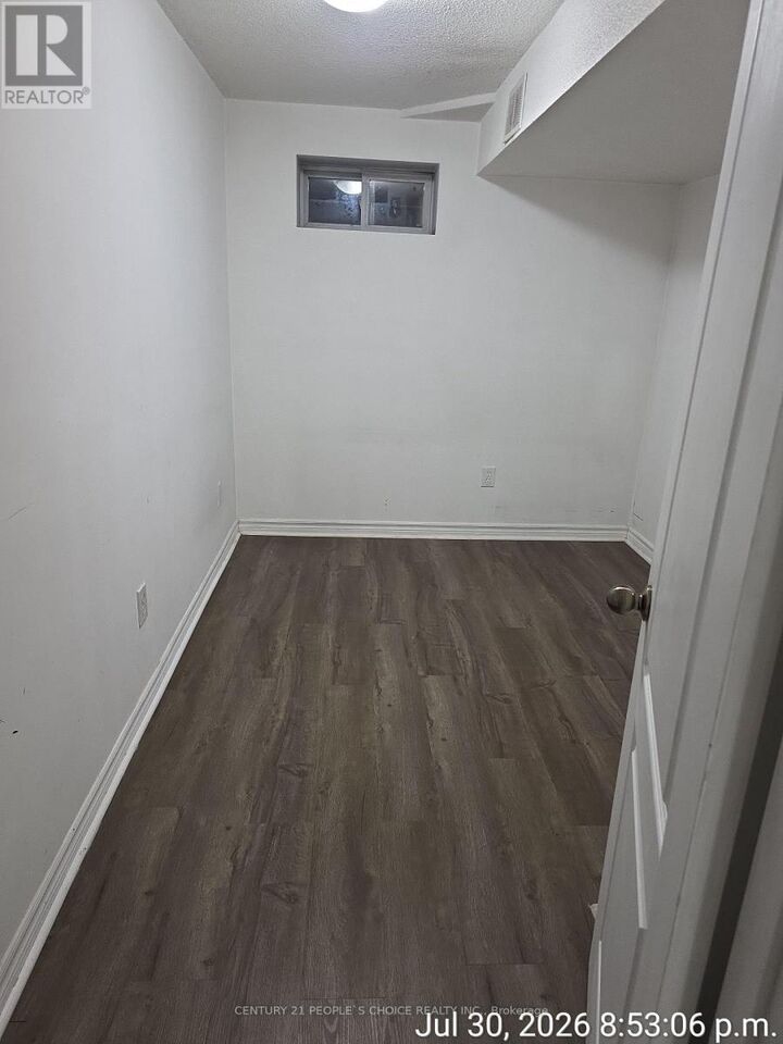 Property Photo:  84 Alfonso Crescent East Bsmt  ON L6P 1S4 