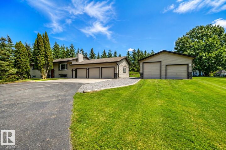Property Photo: 2022 Parkland Drive 40 AB T7Y 2S1