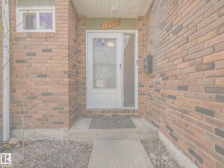 Property Photo: 13405 40 St NW AB T5A 3L9