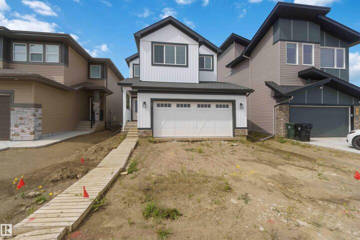 Property Photo: 5 Emerson Landing AB T7X 4G9