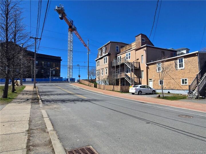 Property Photo:  260 Douglas Avenue  NB E2K 1E6 