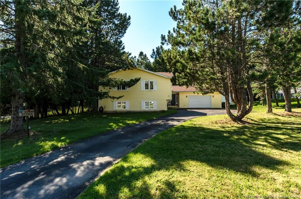Property Photo: 5 Bel-Air Drive NB E2E 4Y1