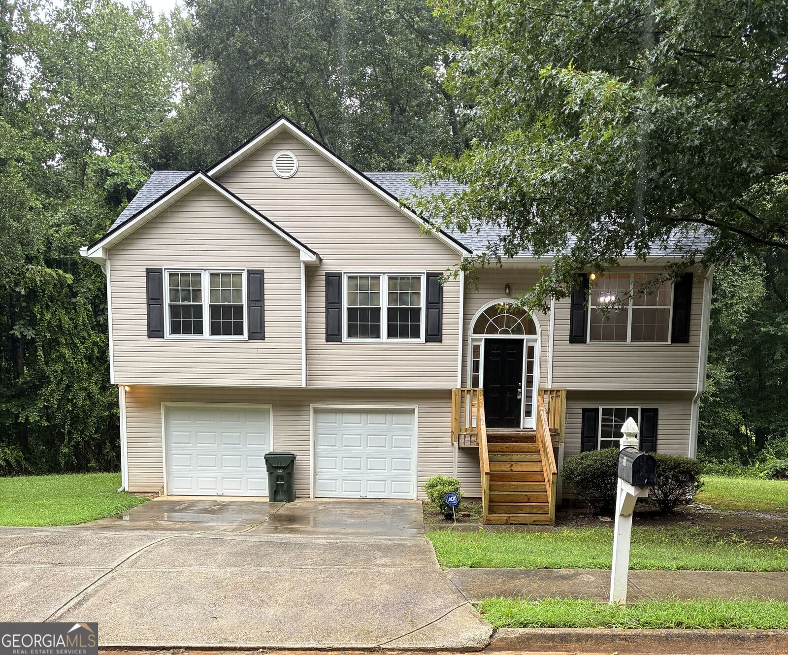 Property Photo: 40 Wynfield Drive GA 30016
