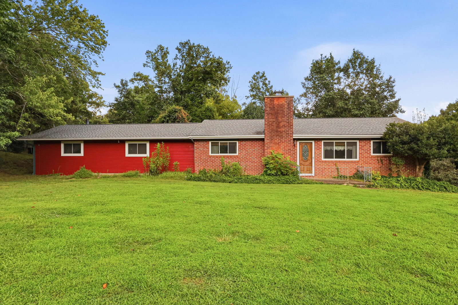 Property Photo: 6514 White Oak Valley Circle TN 37353
