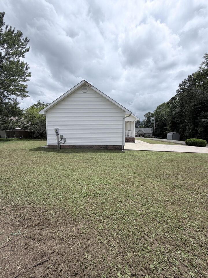 Property Photo: 265 Lester Circle TN 37327