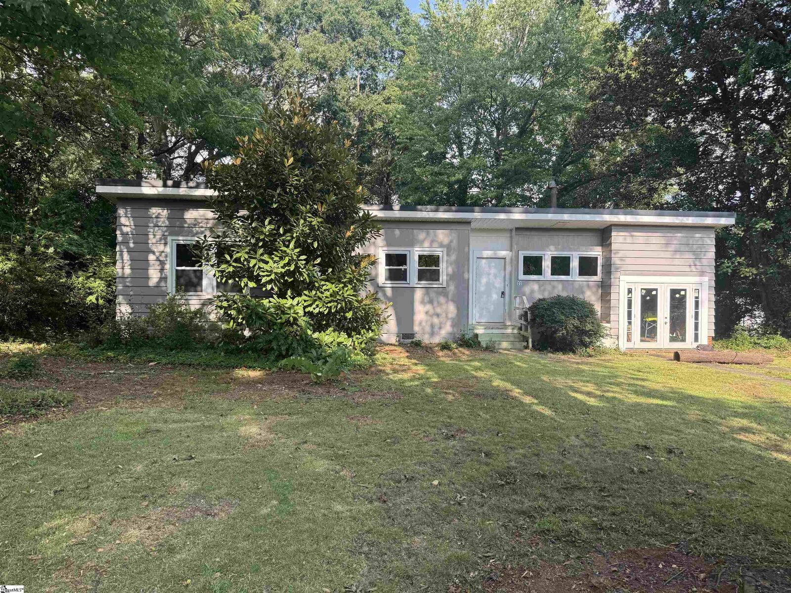 Property Photo: 11 Ashton Avenue SC 29609