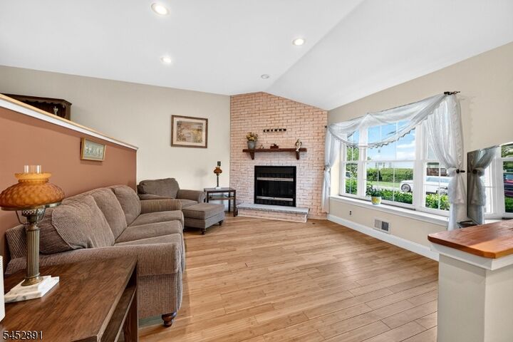 Property Photo: 65 Freemont Ct NJ 08873