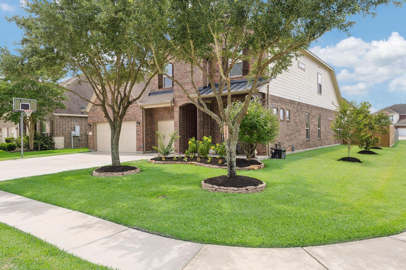 Property Photo:  315 Westwood Drive  TX 77573 