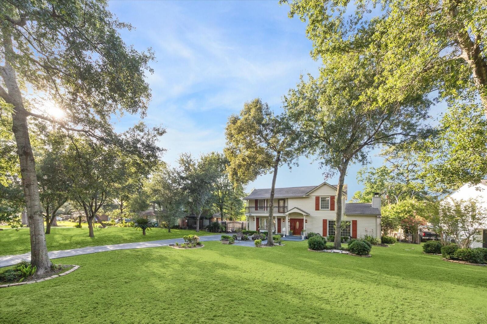 Property Photo:  718 Garden Oaks Boulevard  TX 77018 
