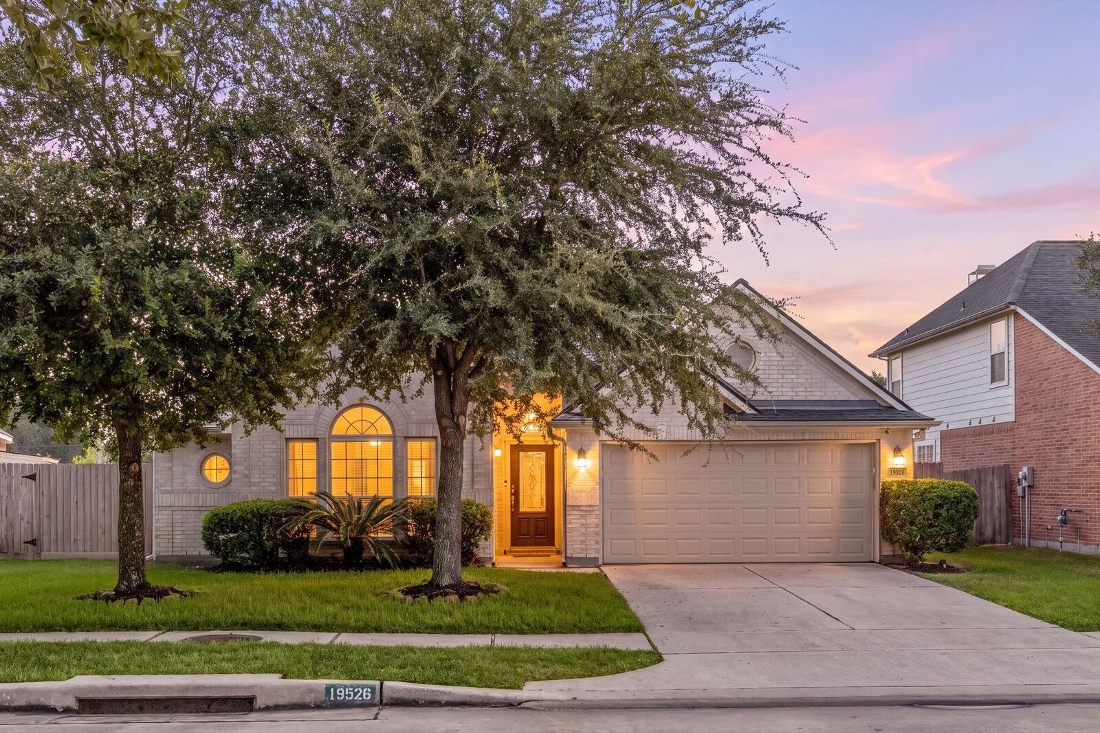Property Photo: 19926 Brookway Oak Court TX 77379