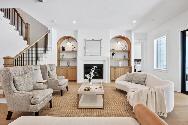 Property Photo:  1191 Chamboard Lane  TX 77018 
