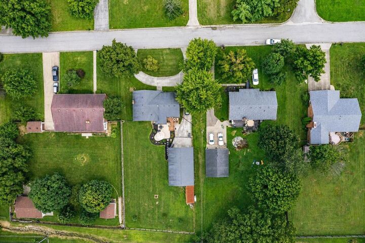 Property Photo: 1032 Crestwood Heights KY 40361