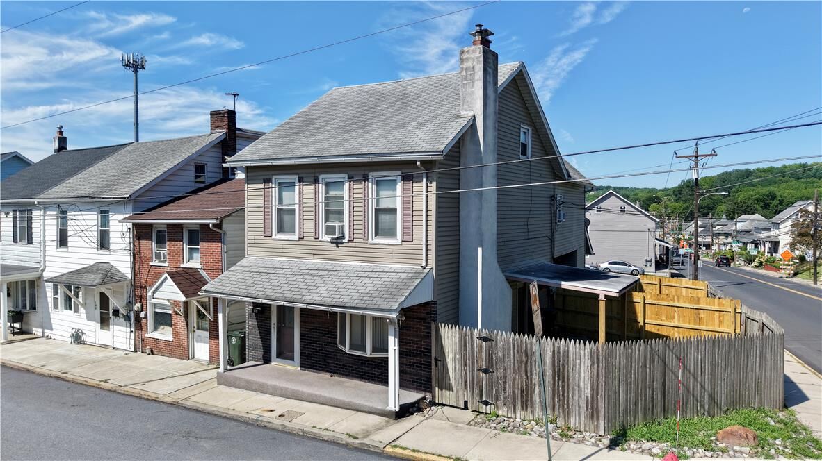 Property Photo: 104 Washington Street PA 18014