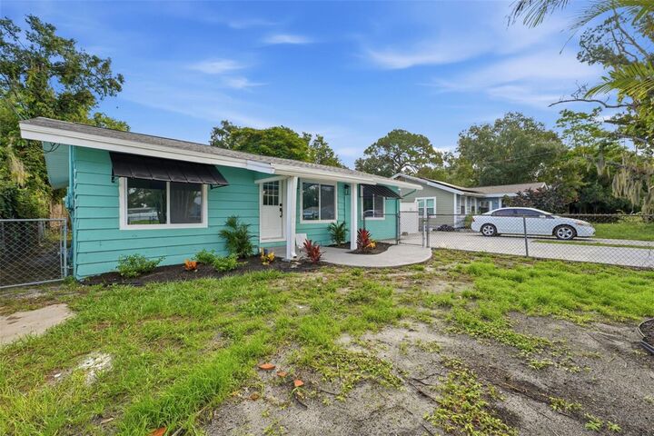 Property Photo:  5541 Kensington Street  FL 34232 