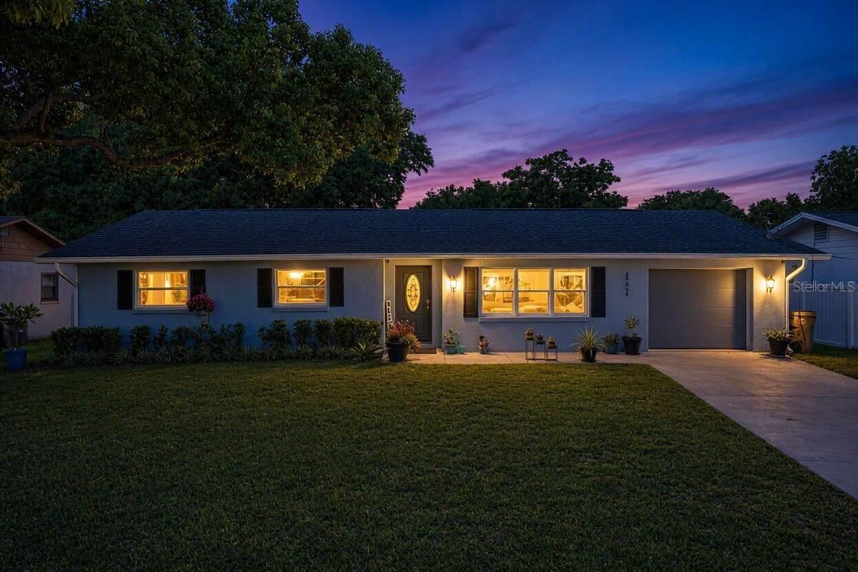 Property Photo:  27821 Lois Drive  FL 32778 