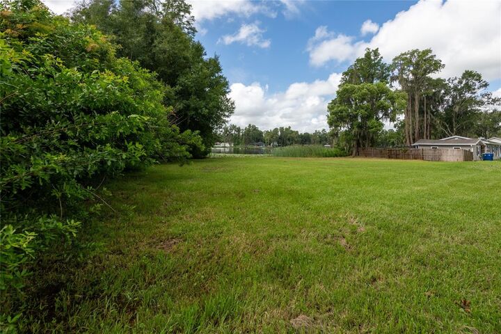Property Photo:  21414 Lake Sharon Drive  FL 34638 