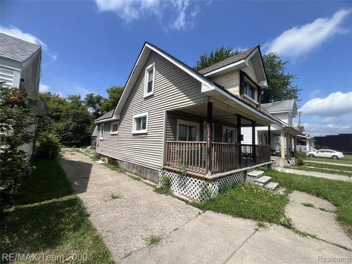 Property Photo:  6895 Grandville Avenue  MI 48228 3984 