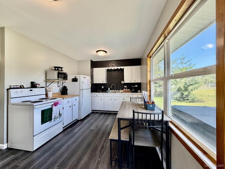 Property Photo:  1487 E M28 Highway  MI 49855 