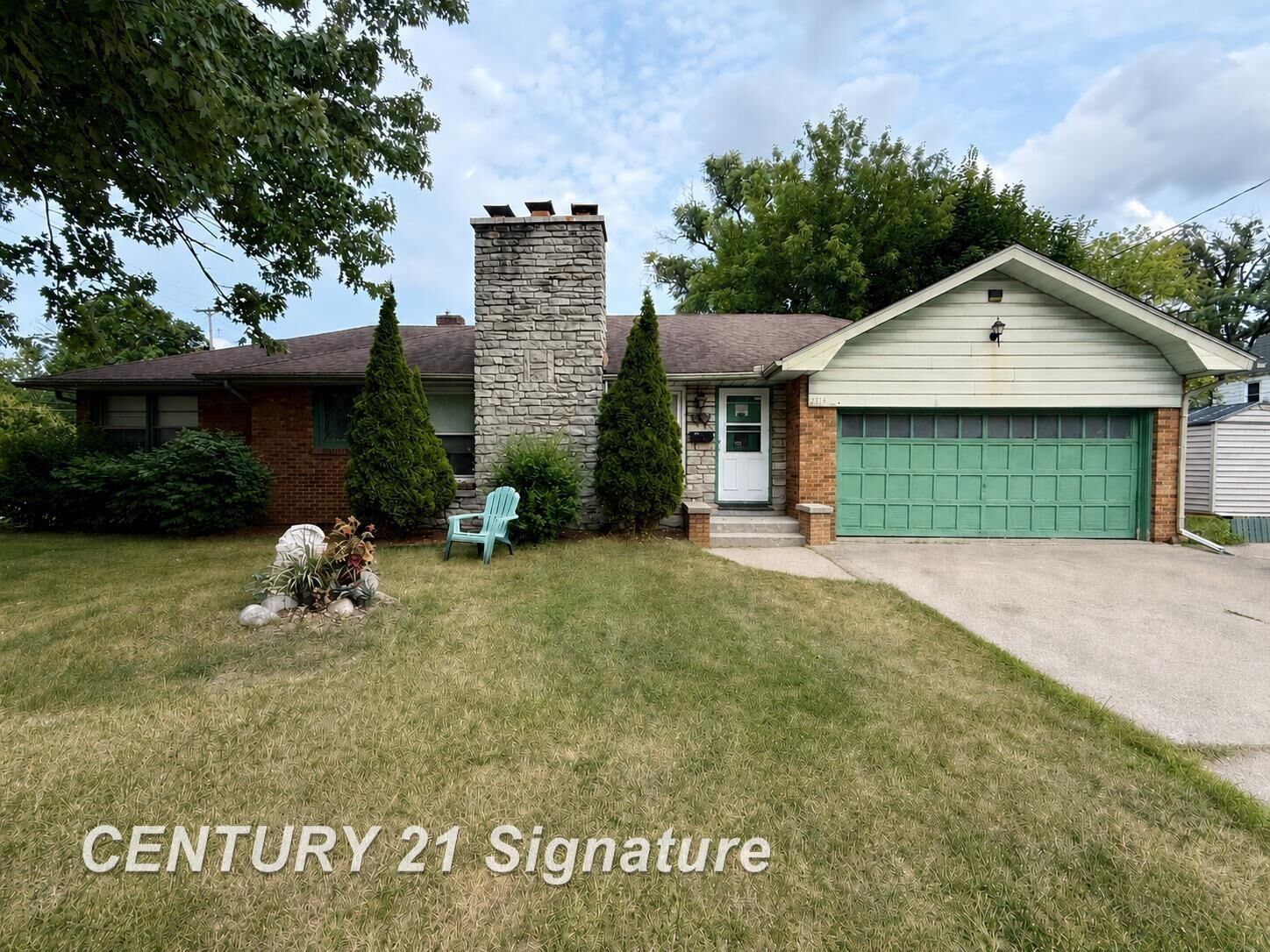 Property Photo: 2116 Barnard Street MI 48602