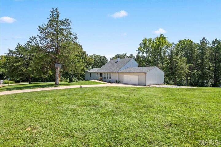 Property Photo: 180 Cedargate Drive MO 63023