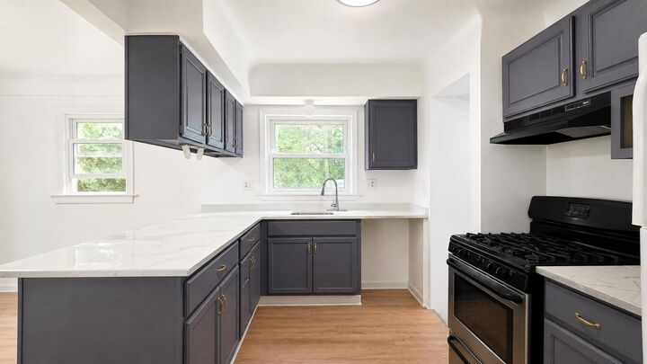 Property Photo:  516 Ann Arbor Street  MI 48158 
