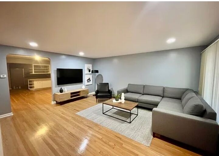 Property Photo:  2545 W 115th Street  IL 60655 