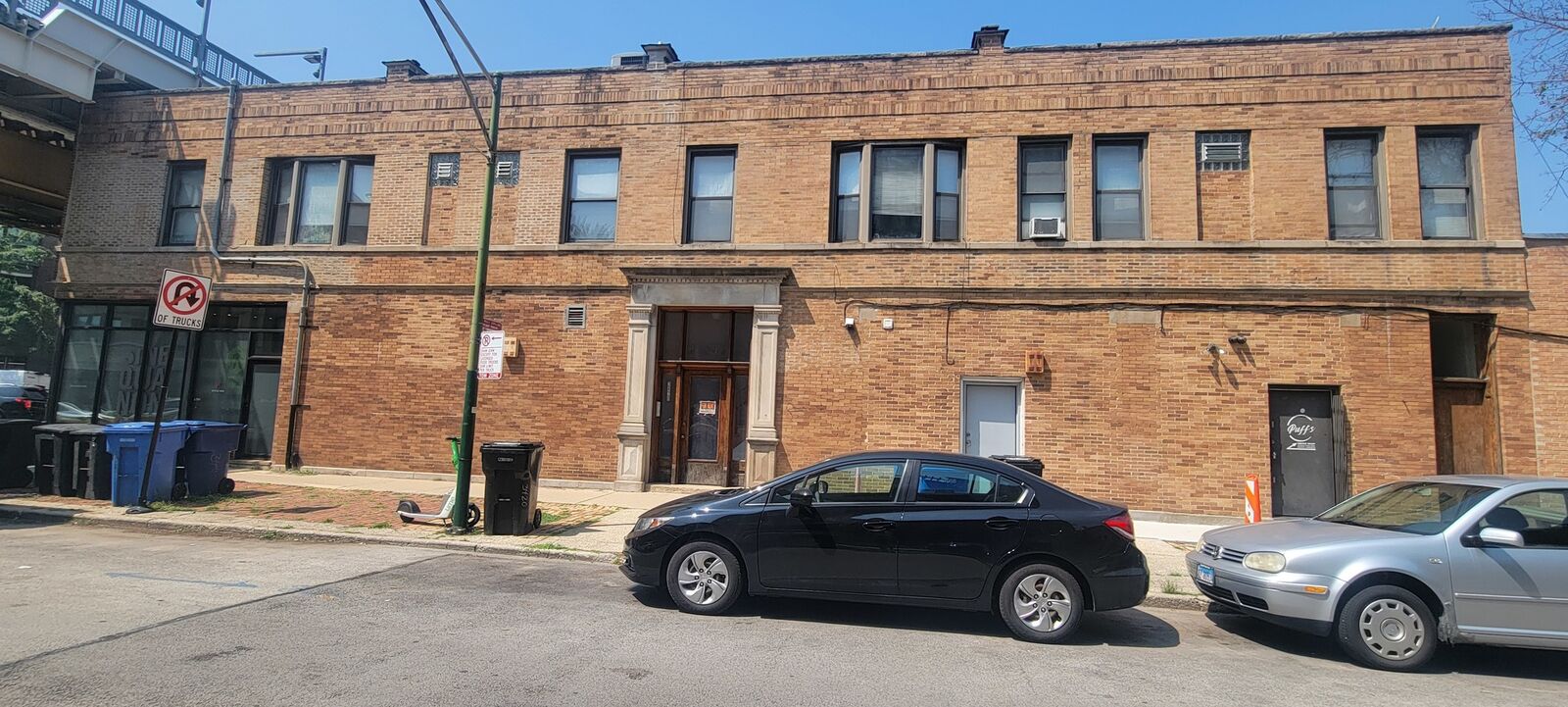 Property Photo:  3420 N Paulina Street 2W  IL 60657 