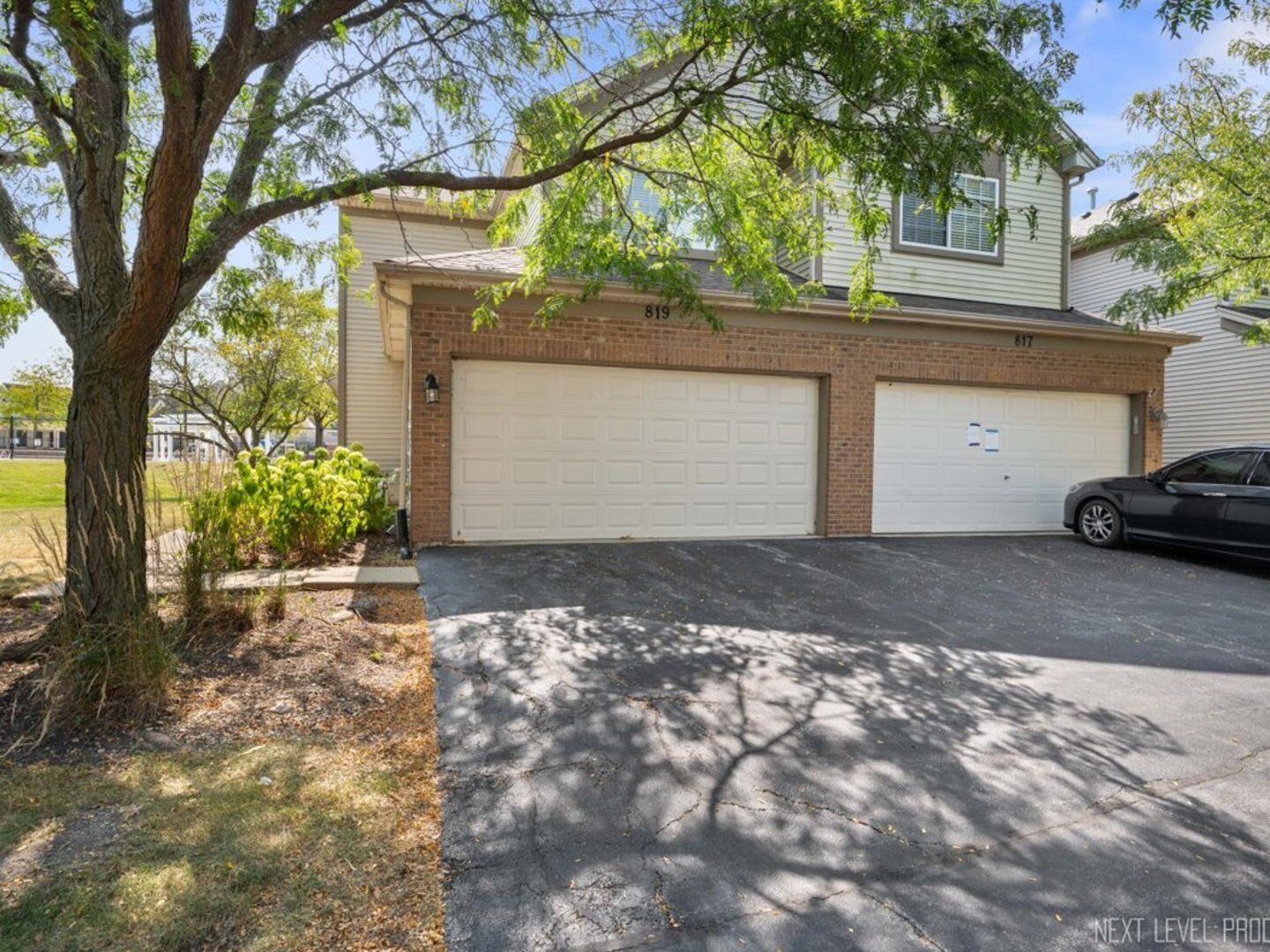 Property Photo: 819 Asbury Drive IL 60502