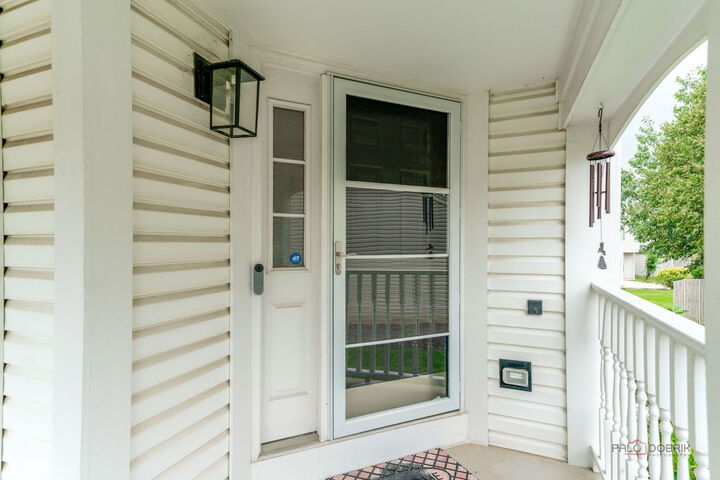 Property Photo:  5513 Alexandria Drive  IL 60156 