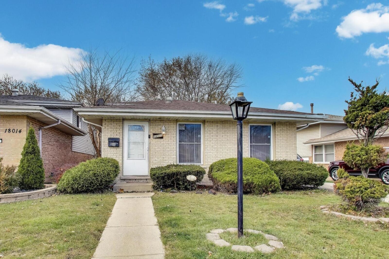 Property Photo:  18010 Olympia Drive  IL 60478 