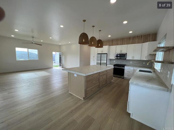 Property Photo: 1533 Avohill Drive CA 92003