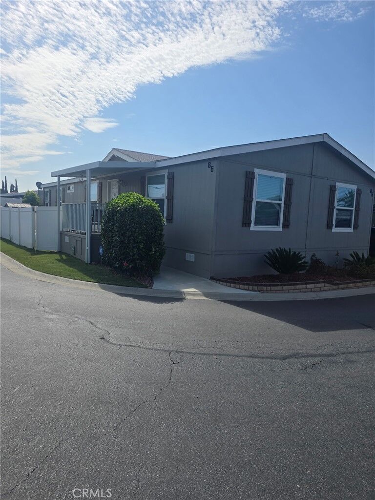 Property Photo: 2151 W Rialto 85 CA 92410