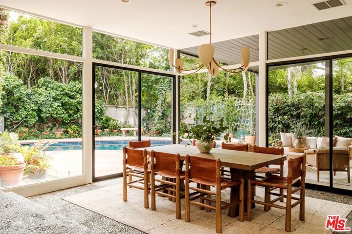 Property Photo:  1151 Angelo Drive  CA 90210 