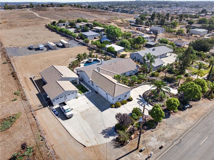 Property Photo:  18626 Mariposa  CA 92508 