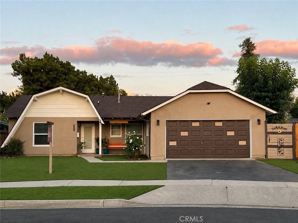 Property Photo:  6904 Royer Avenue  CA 91307 